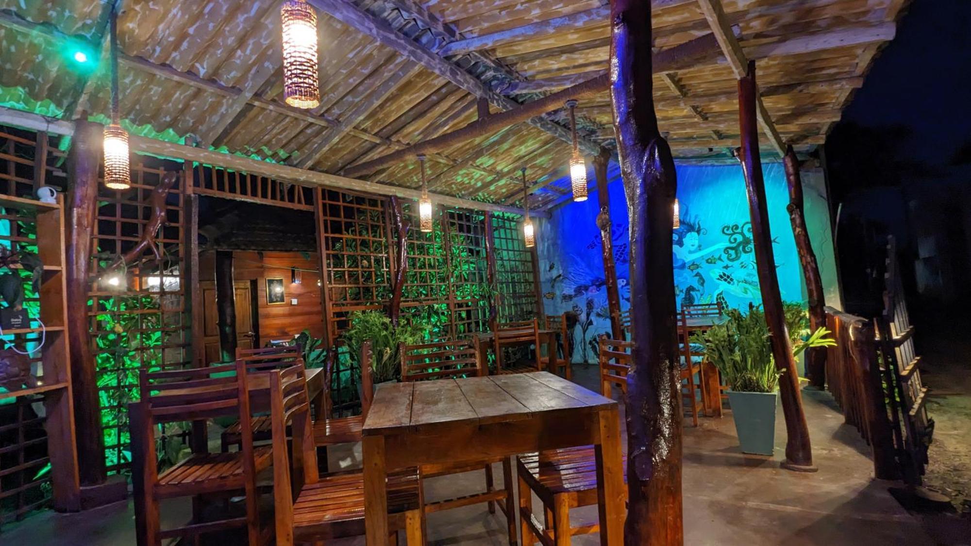 Canoe Beach Resort Tangalle Exterior photo